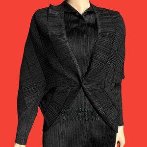 Rare PLEATS PLEASE Issey Miyake Black Bolero Single Button Cardigan Jacket